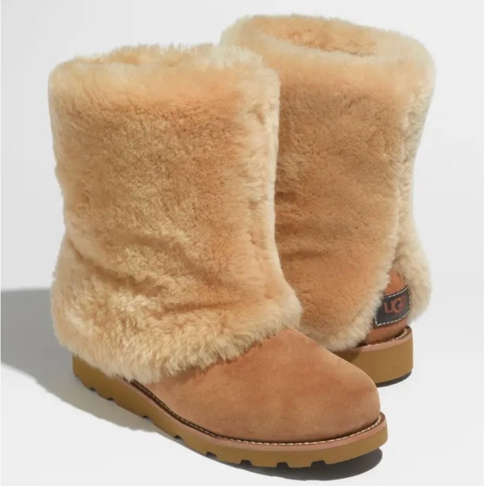 UGG Australia Maylin Women's Cozy Tan Shearling Boots